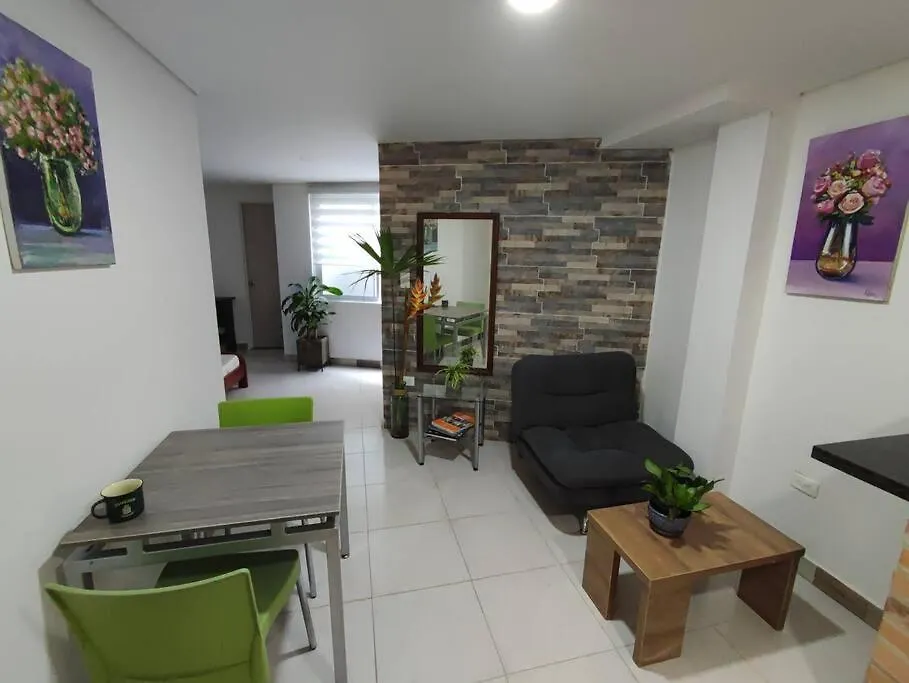 Beautiful And Bright Studio Apartment With Rooftop Cali 0*,  Colombia
